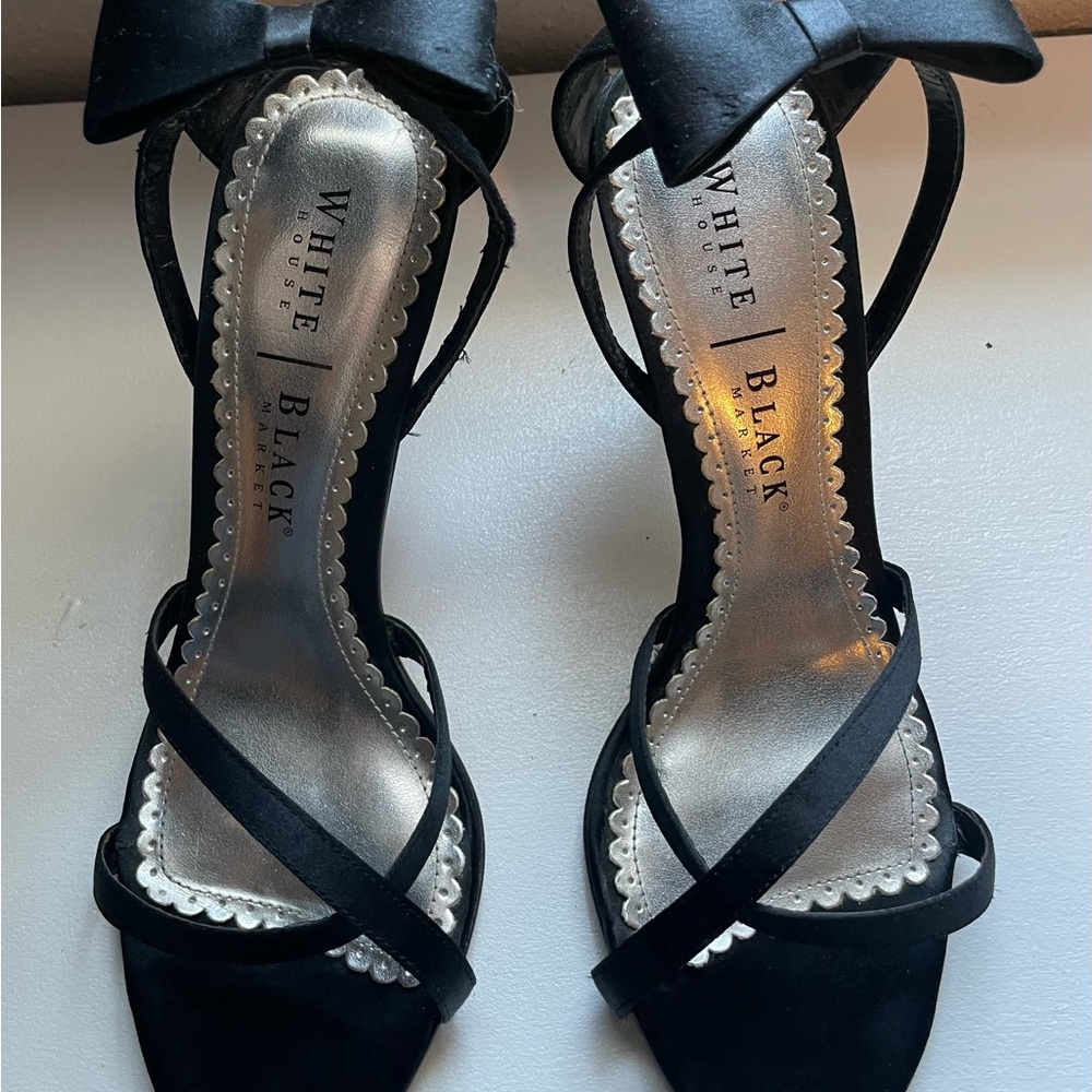 Black bow heel detail heels - Picture 2 of 4